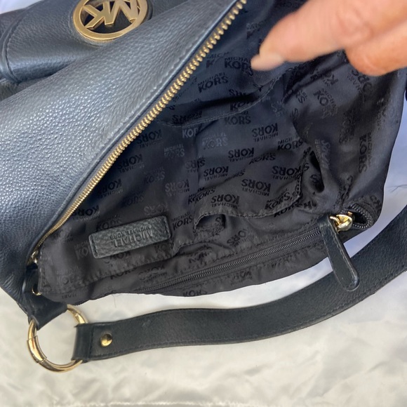 MICHAEL KORS Black Pebble Leather Hobo - Picture 4 of 8